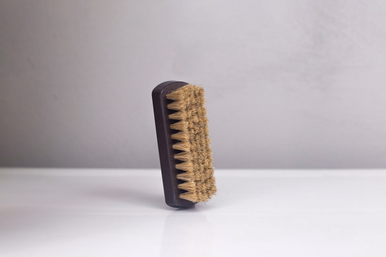  Baxter_BeautyRoutine_Indoor_Spazzola